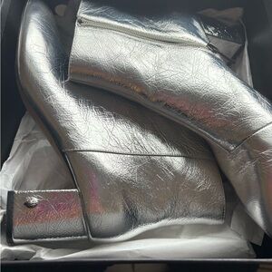 Jewel Badgley Mischka Metallic Silver Block Heel Ankle Boots